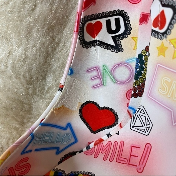 𝅺ALDO Smile Emoji Heels - Picture 2 of 8